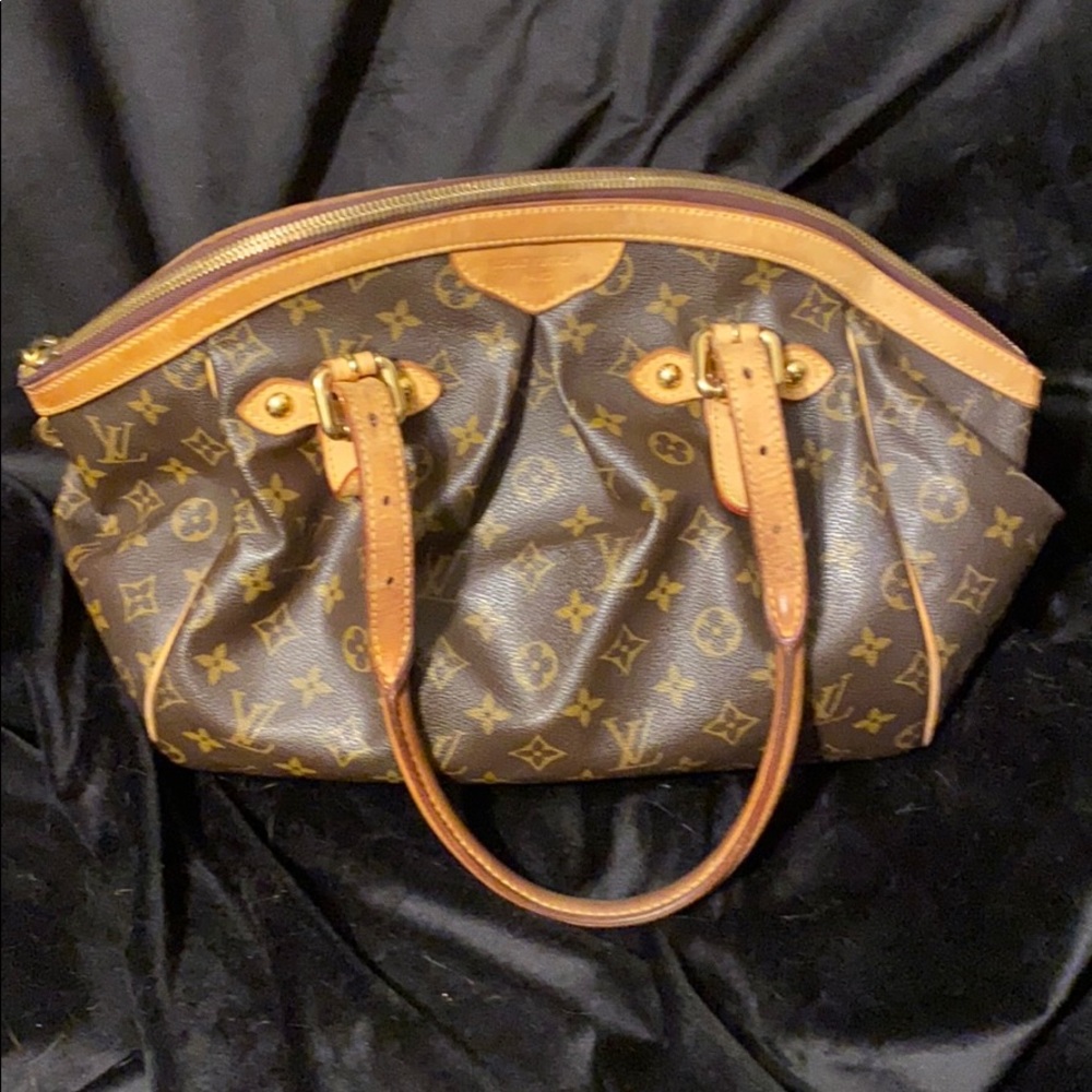 Louis Vuitton Tivoli purse/ shoulder bag